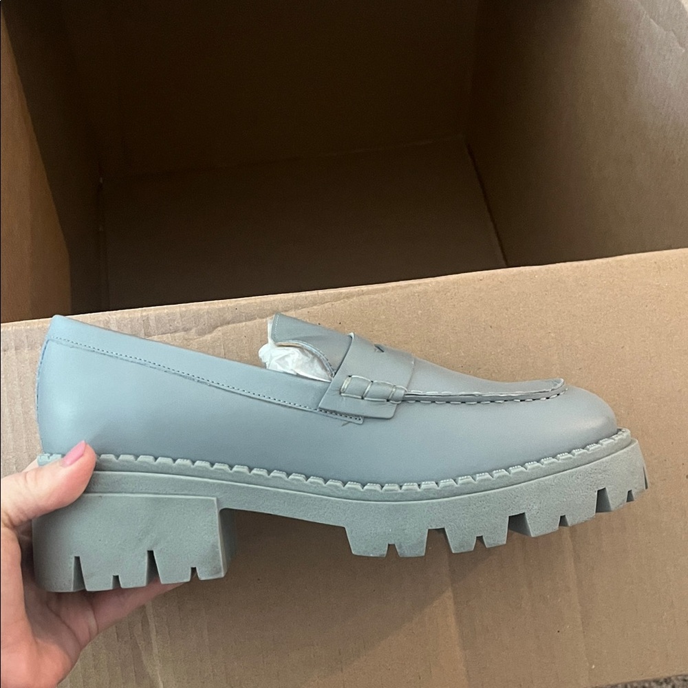 Women's Chunky Sole Loafers - Gray